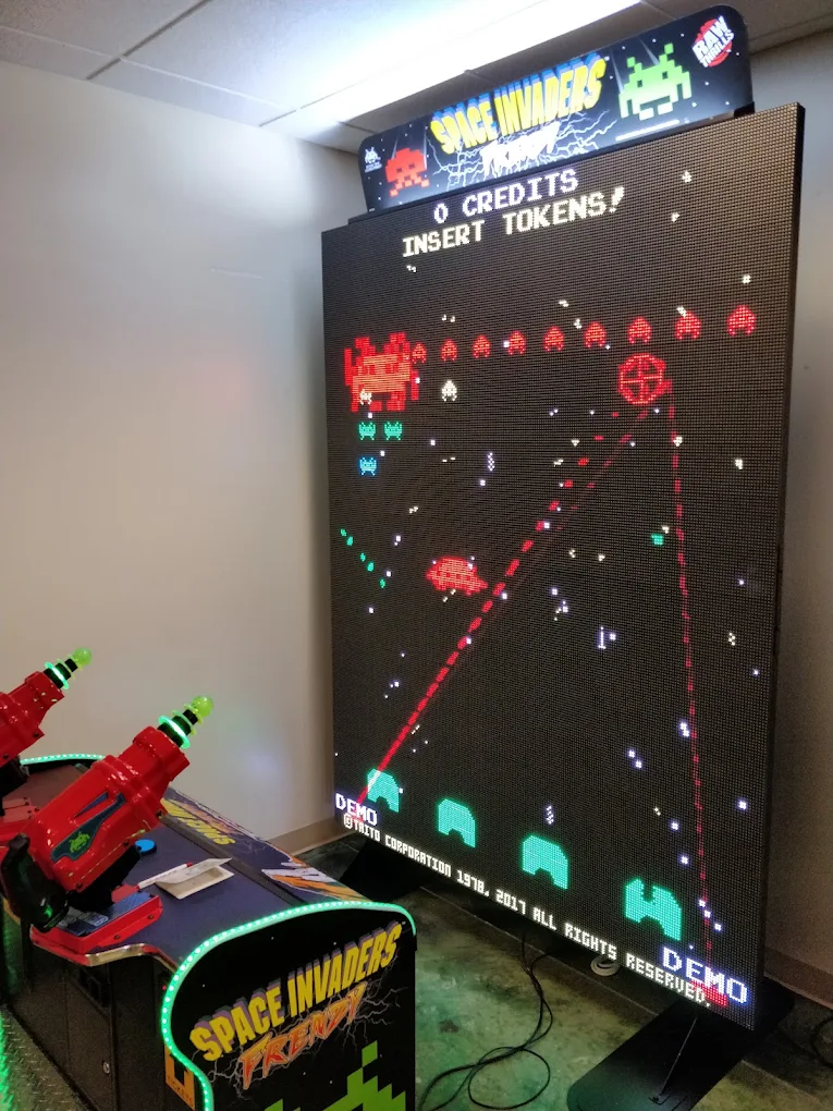 Arcade & Prizes